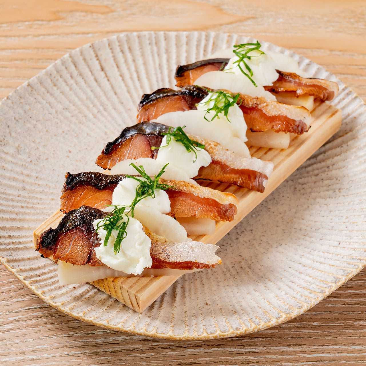 炙りへしこクリームチーズ