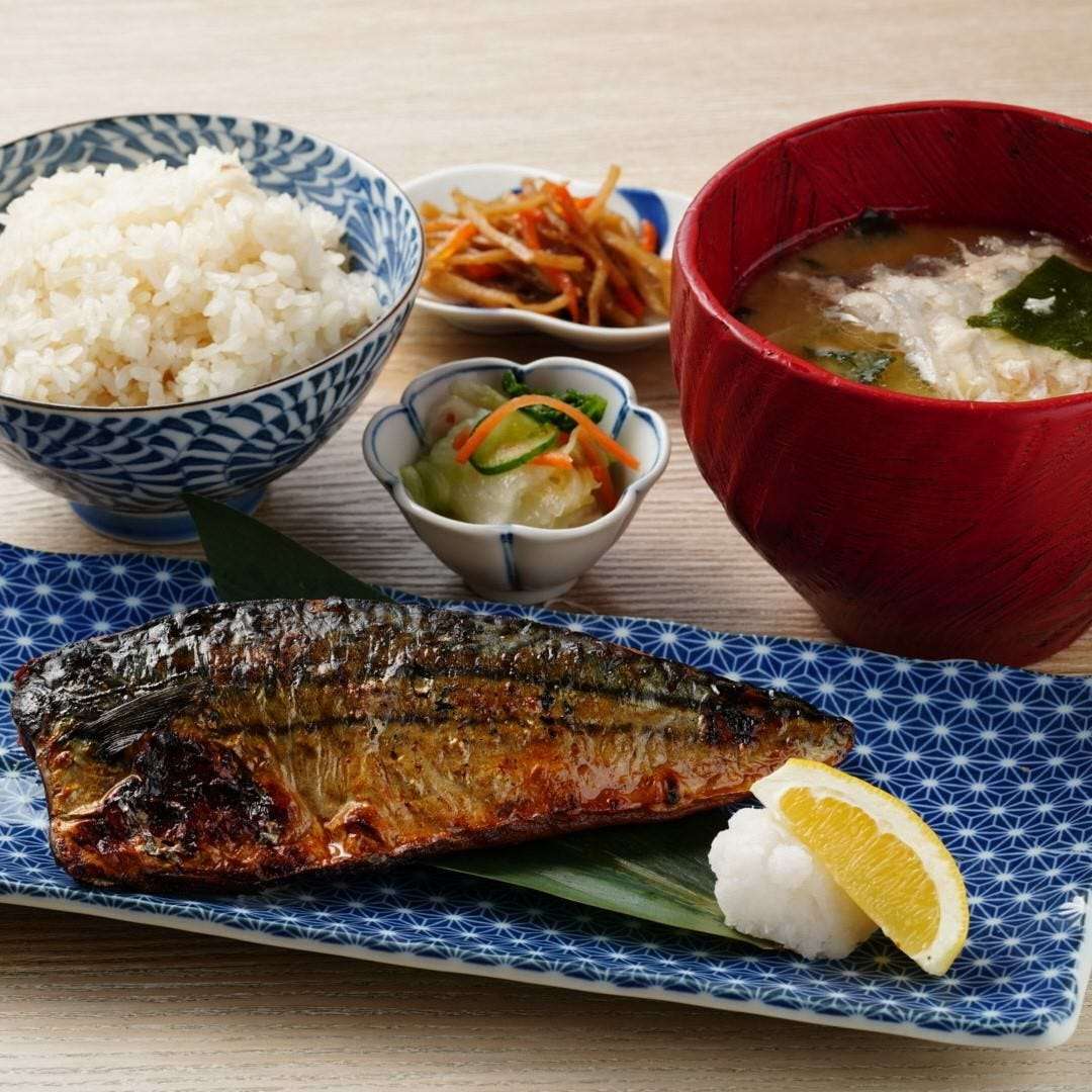 本日の焼き魚御膳　（鯛めし食べ放題つき）