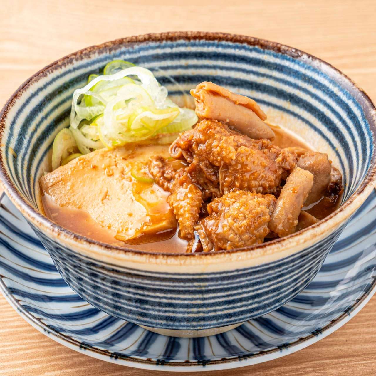 謹製　モツ煮込み豆腐