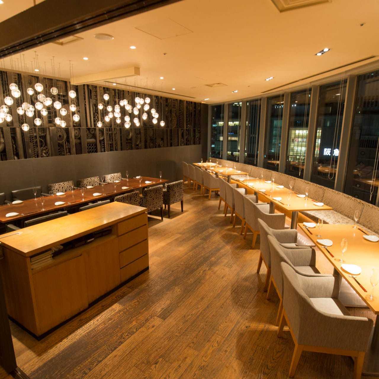 ☆★窓側のテーブルソファー席♪★☆