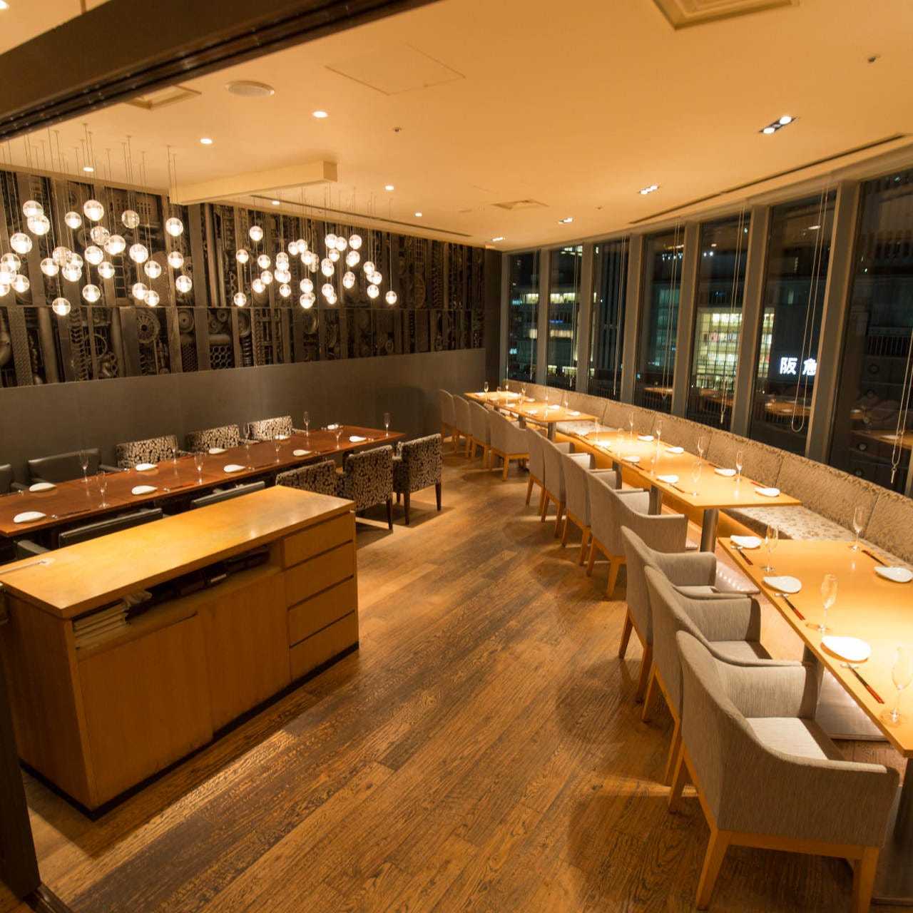 ☆★窓側のテーブルソファー席♪★☆