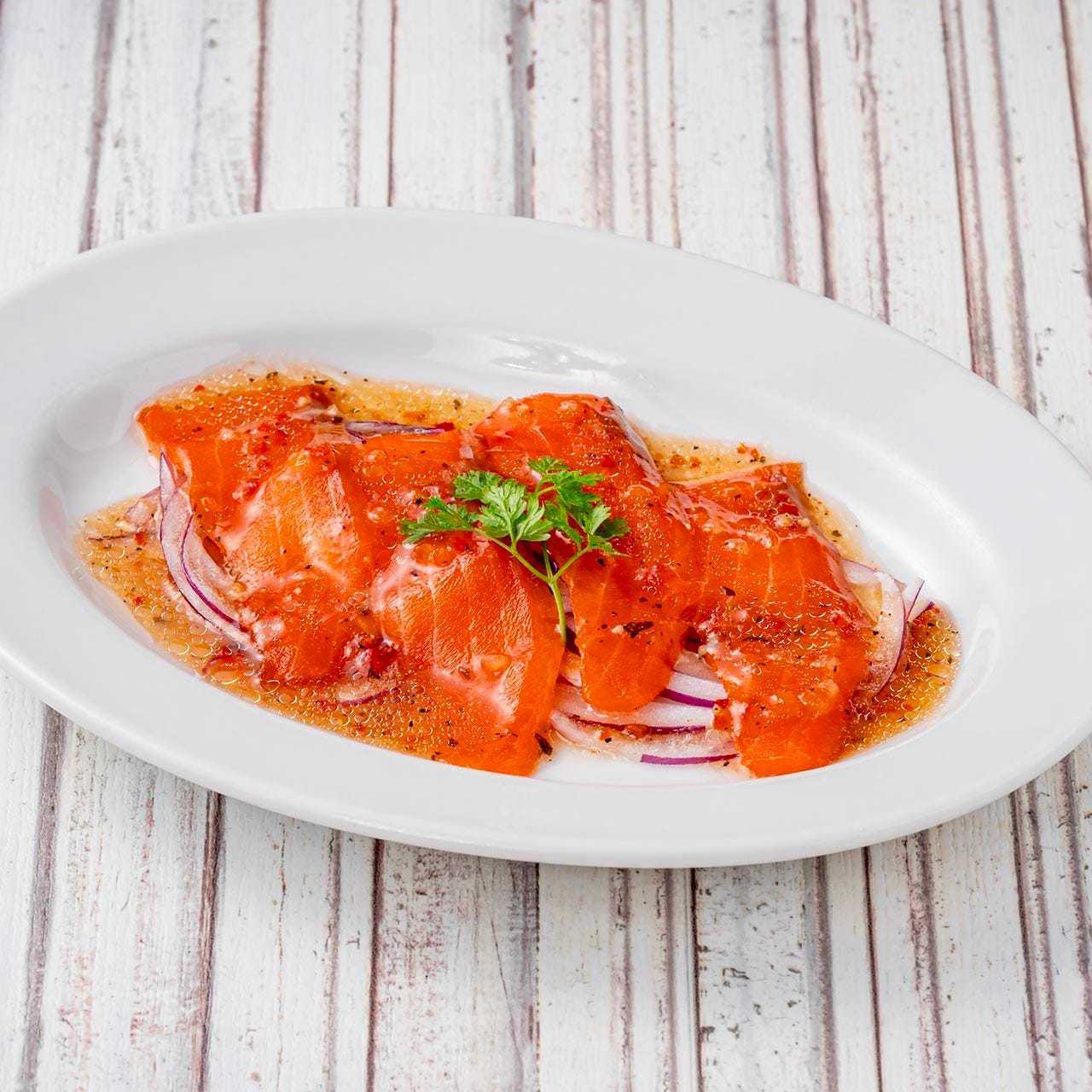 サーモンカルパッチョ