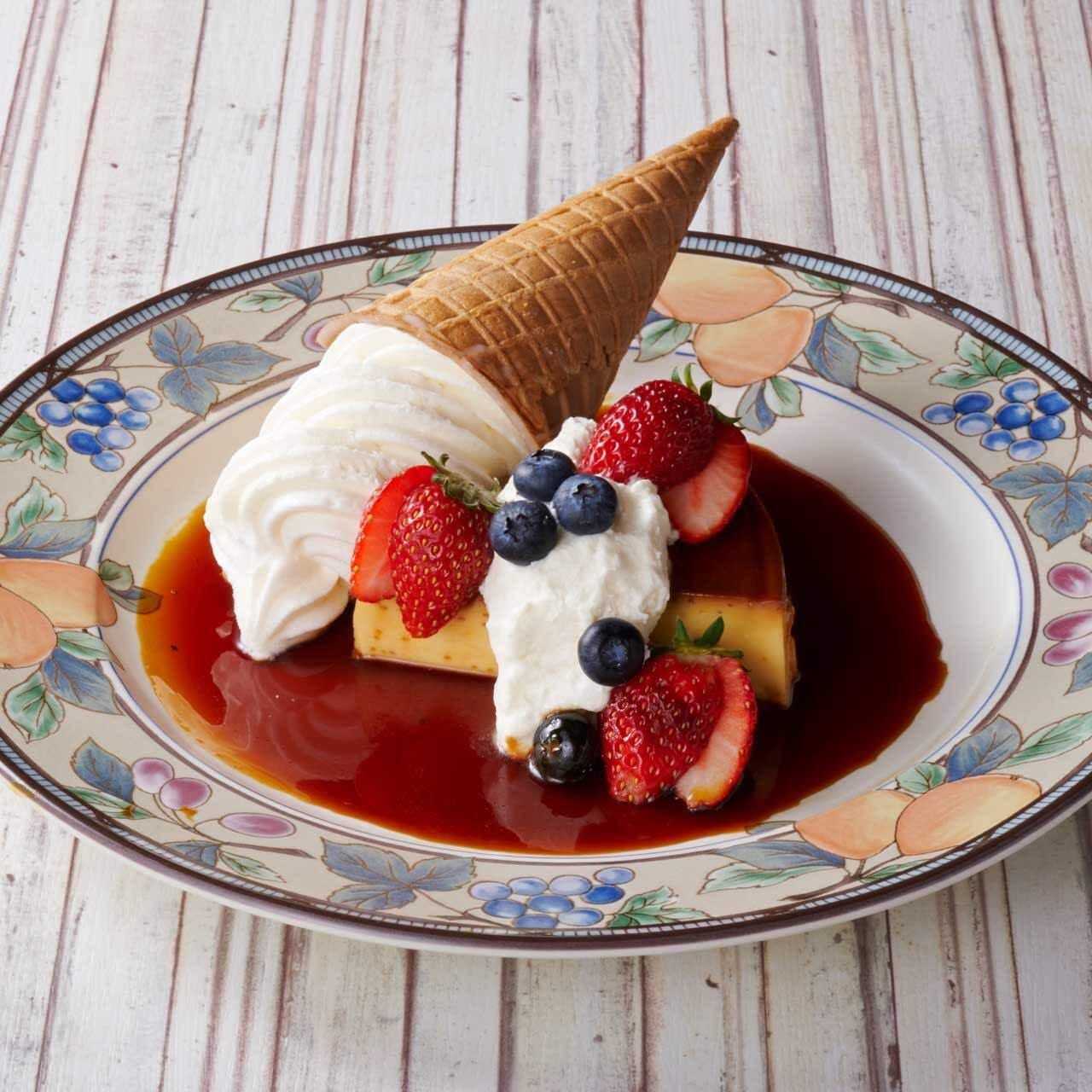 北海道ミルクソフトのプリン・ア・ラ・モード