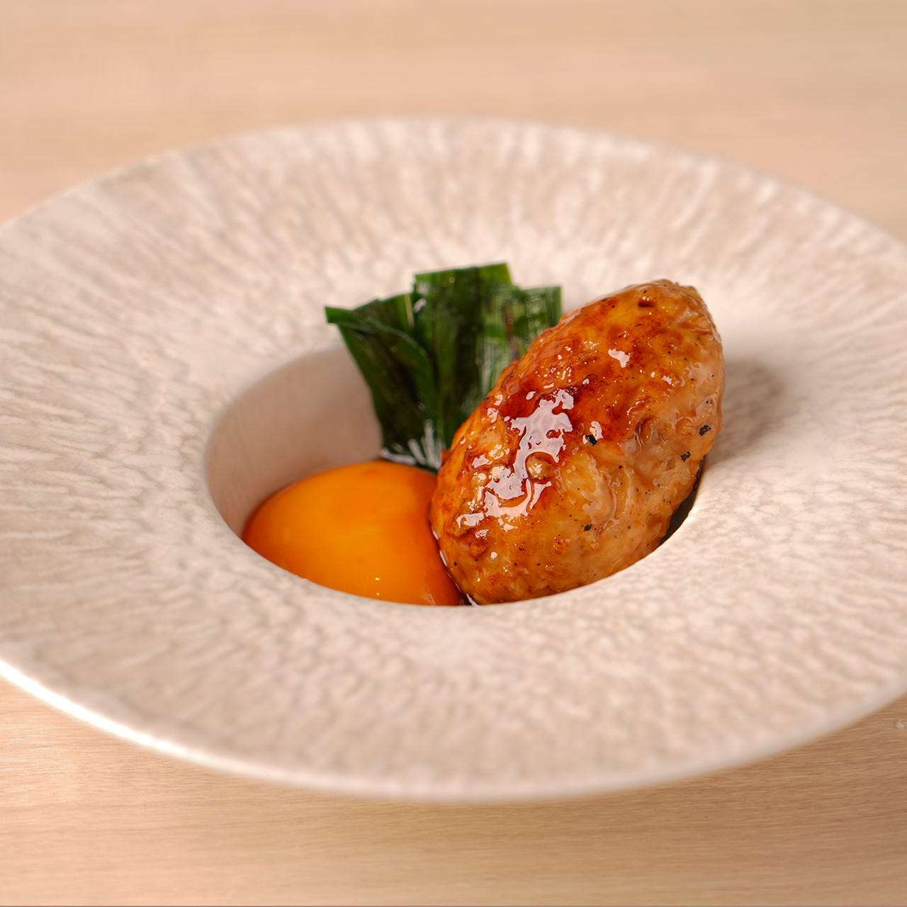 거친 닭고기 쓰쿠네의 황신 달레