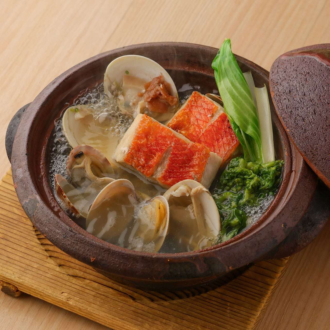 金目鯛と蛤の酒蒸し