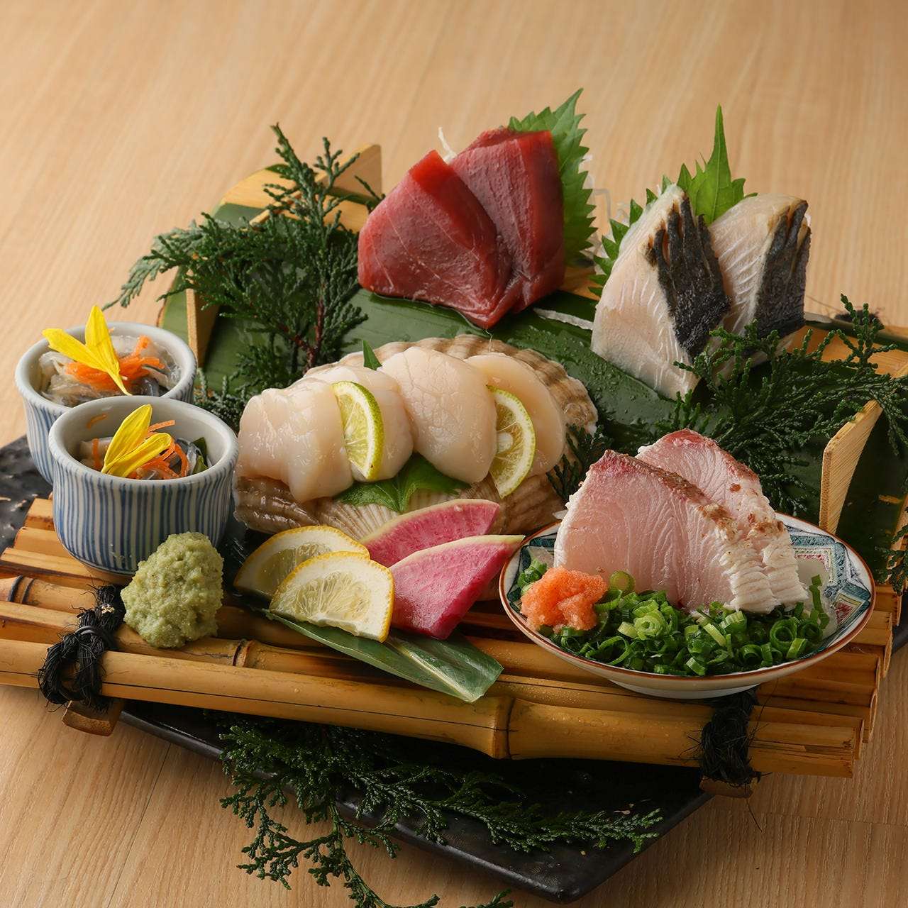 刺身盛り合わせ