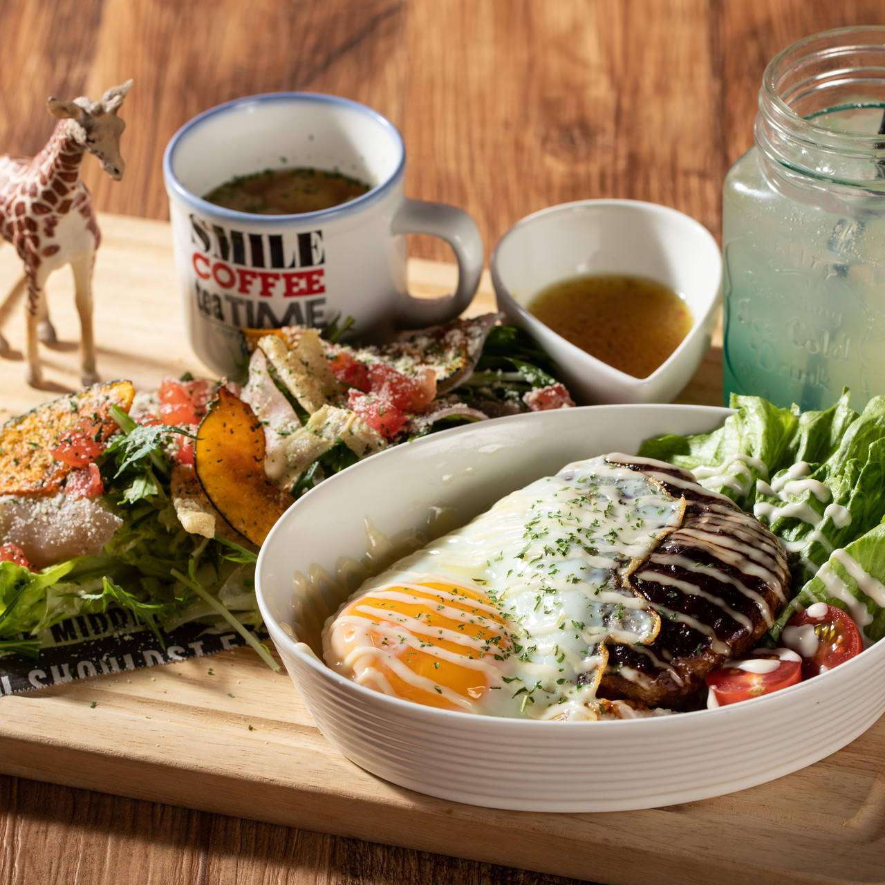 ロコモコ チーズ in ハンバーグ