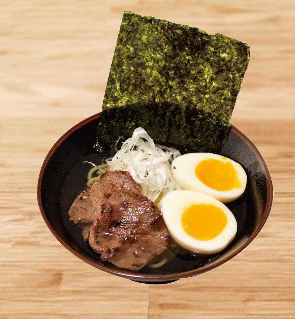 テールスープで仕上げた炙り牛たん入り 〆のさっぱりラーメン