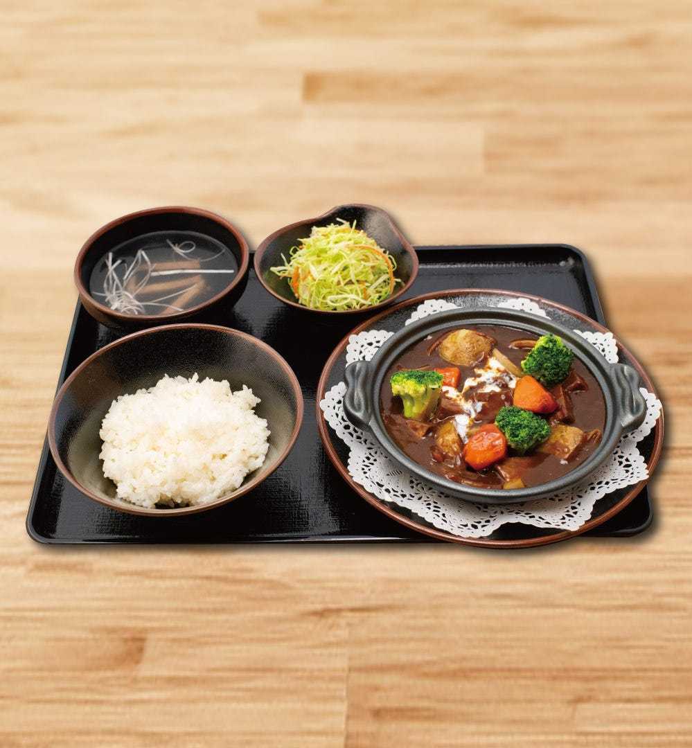 牛たんシチュー定食
