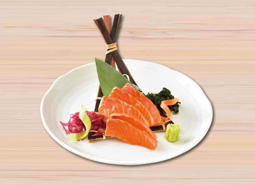 Salmon sashimi