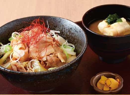 大山猪肉时雨煮盖饭