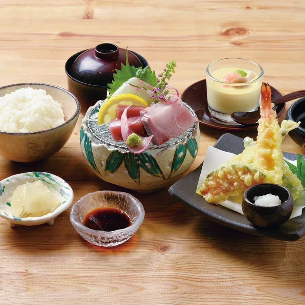 【自慢の海鮮を味わう】うおまん御膳
