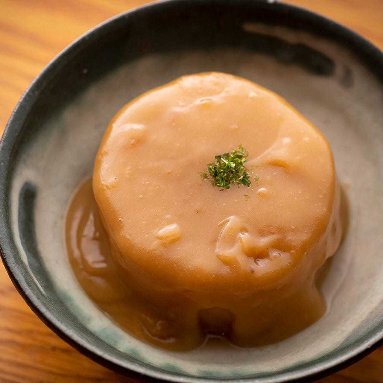 白萝卜和牛肝菌