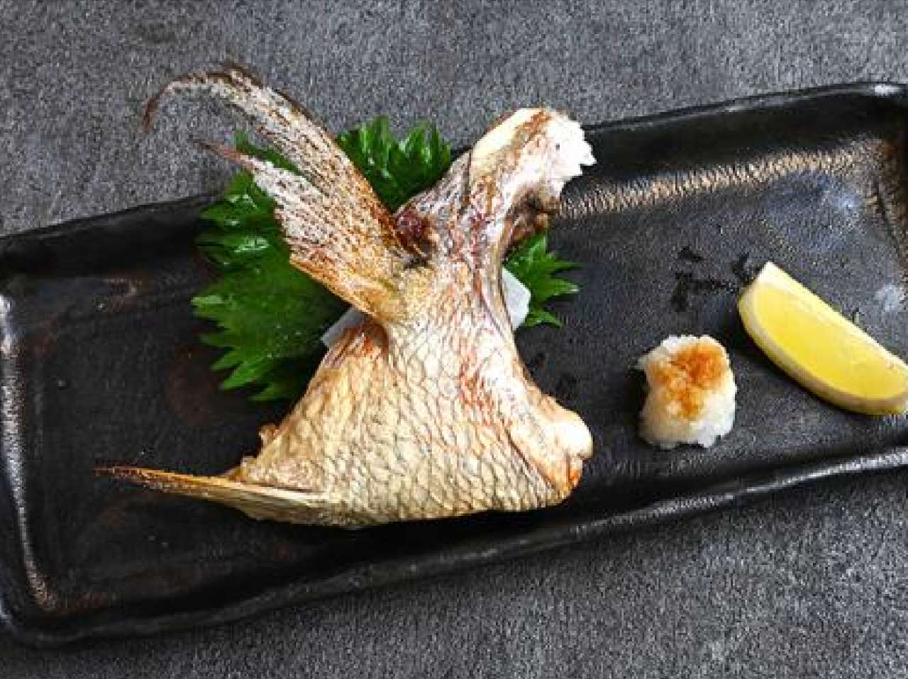 甘鯛うろこ揚げ