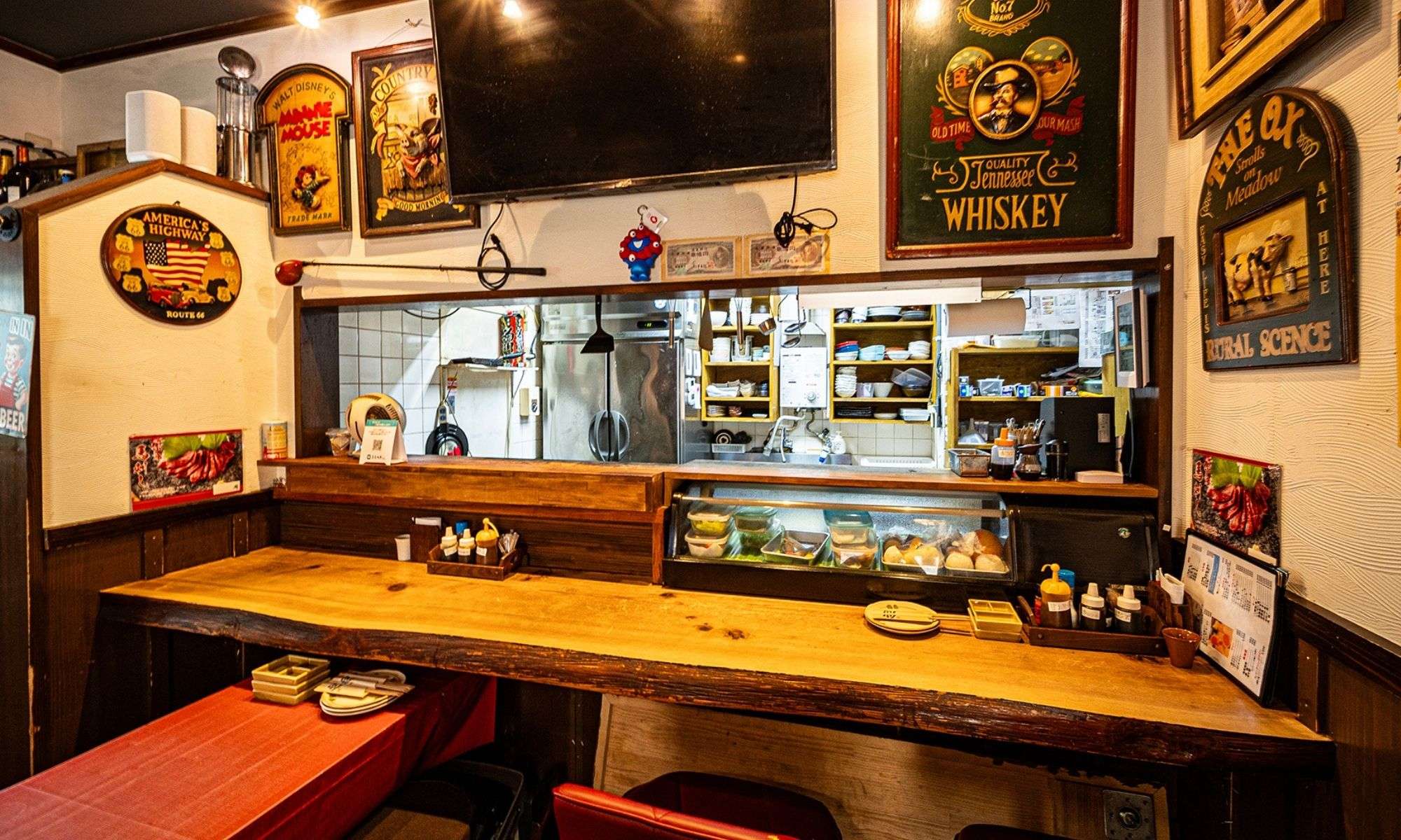 ライブ感あふれるカウンター席