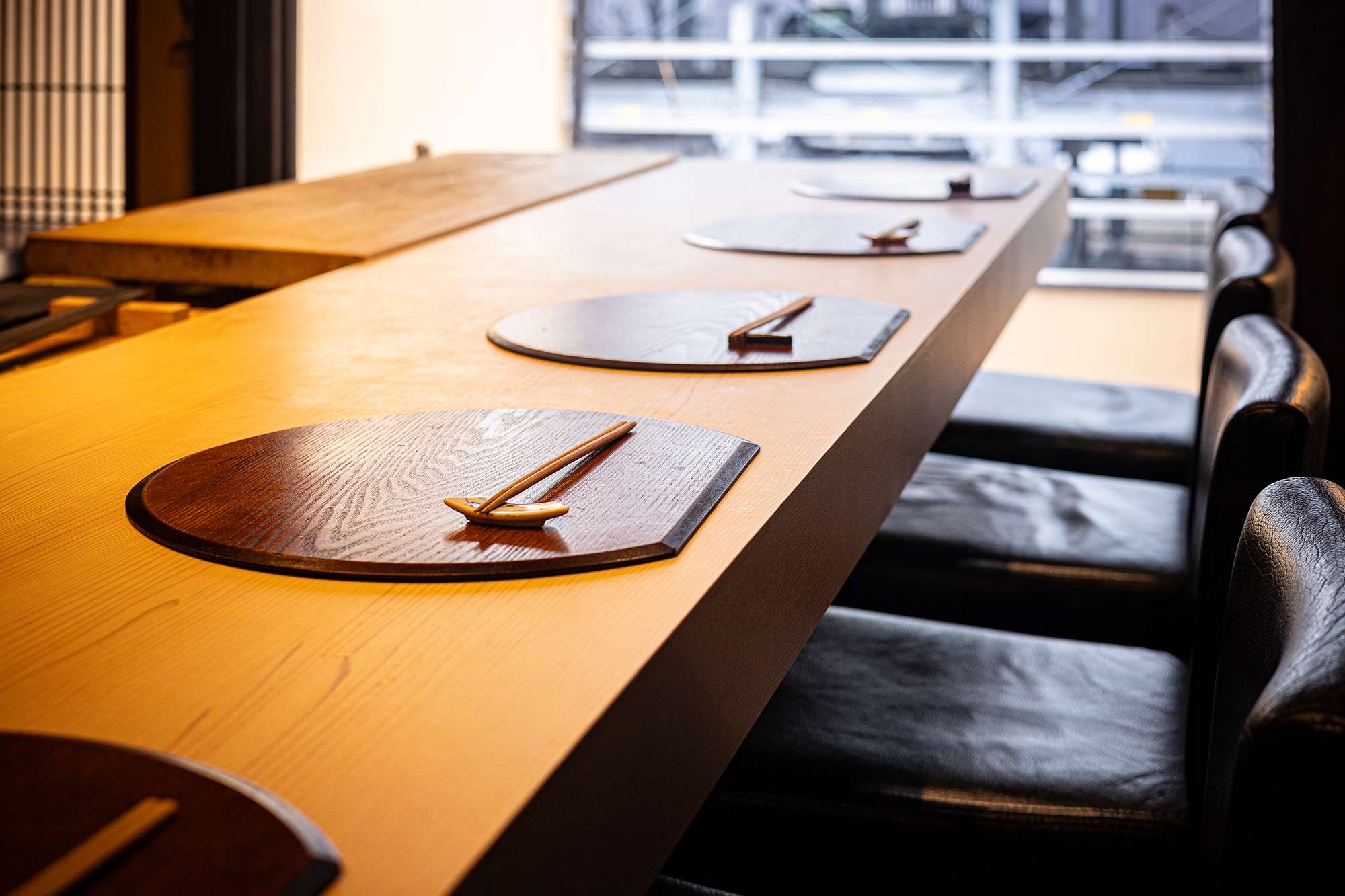 ライブ感溢れるカウンター席