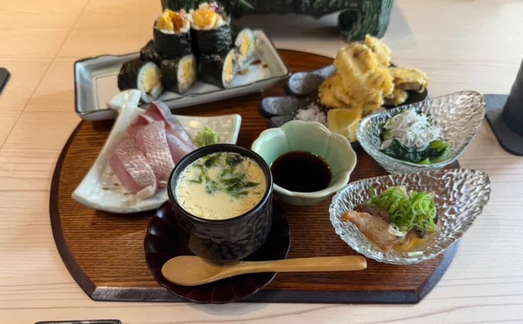 【数量限定】おかみの気まぐれランチセット