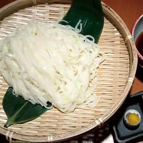 Akita specialty Inaniwa udon (cold/hot)