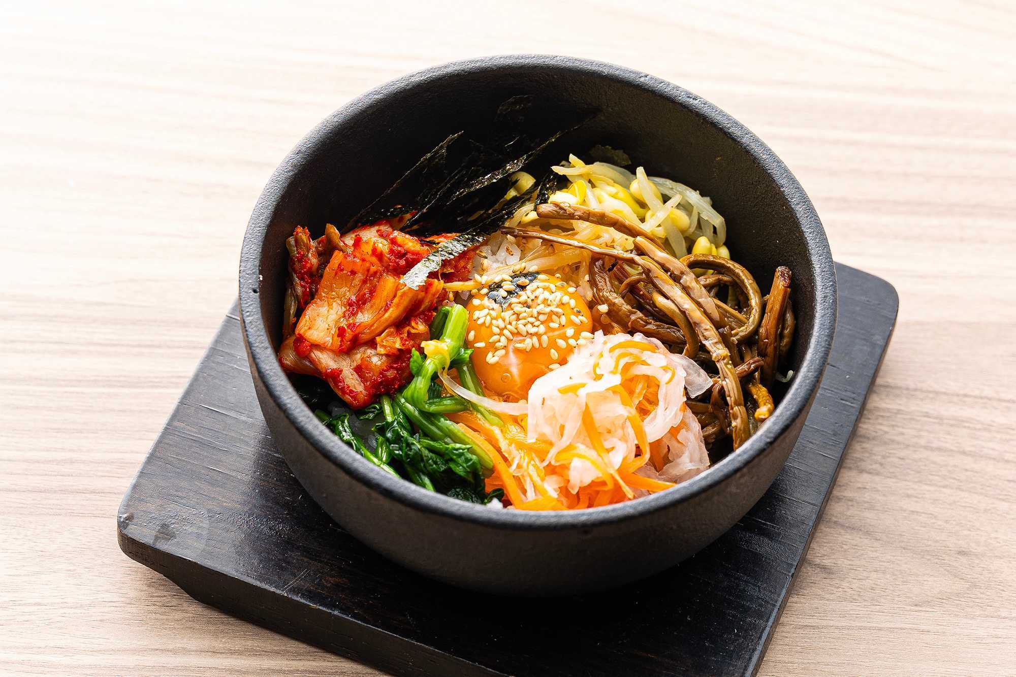 石焼ビビンバ