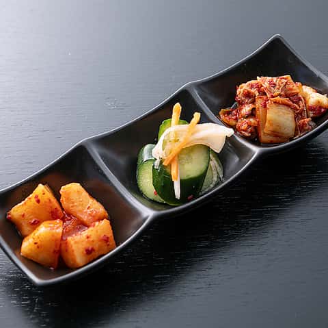 キムチ3種盛合せ（白菜・胡瓜・カクテキ）※単品ＯＫ