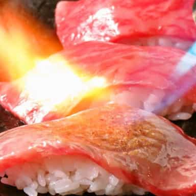 画像:肉寿司盛り合わせ