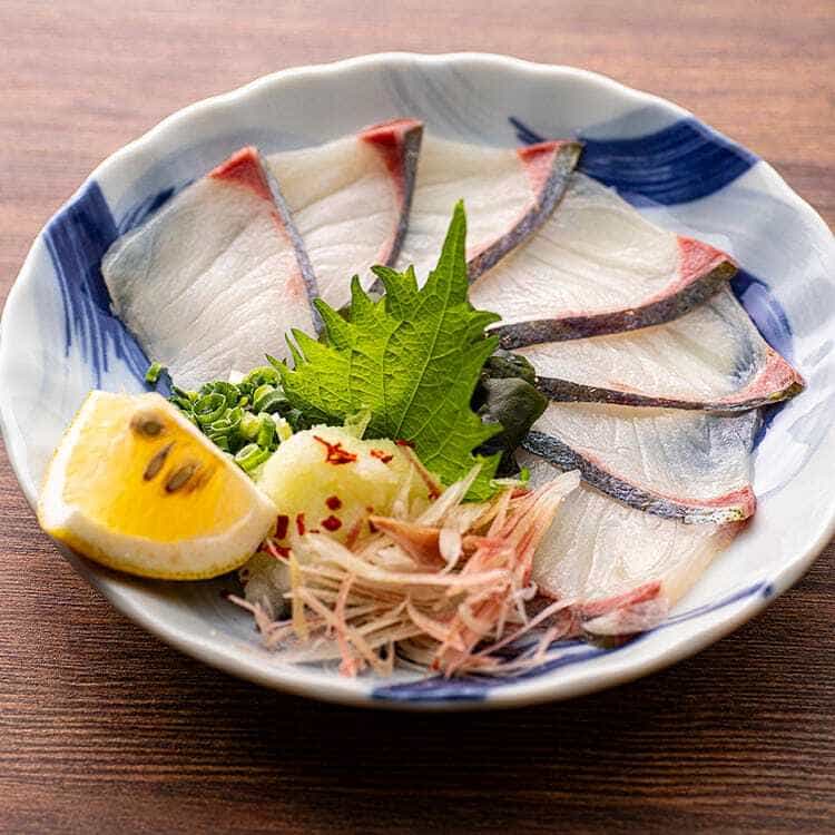 Live striped mackerel with ponzu sauce