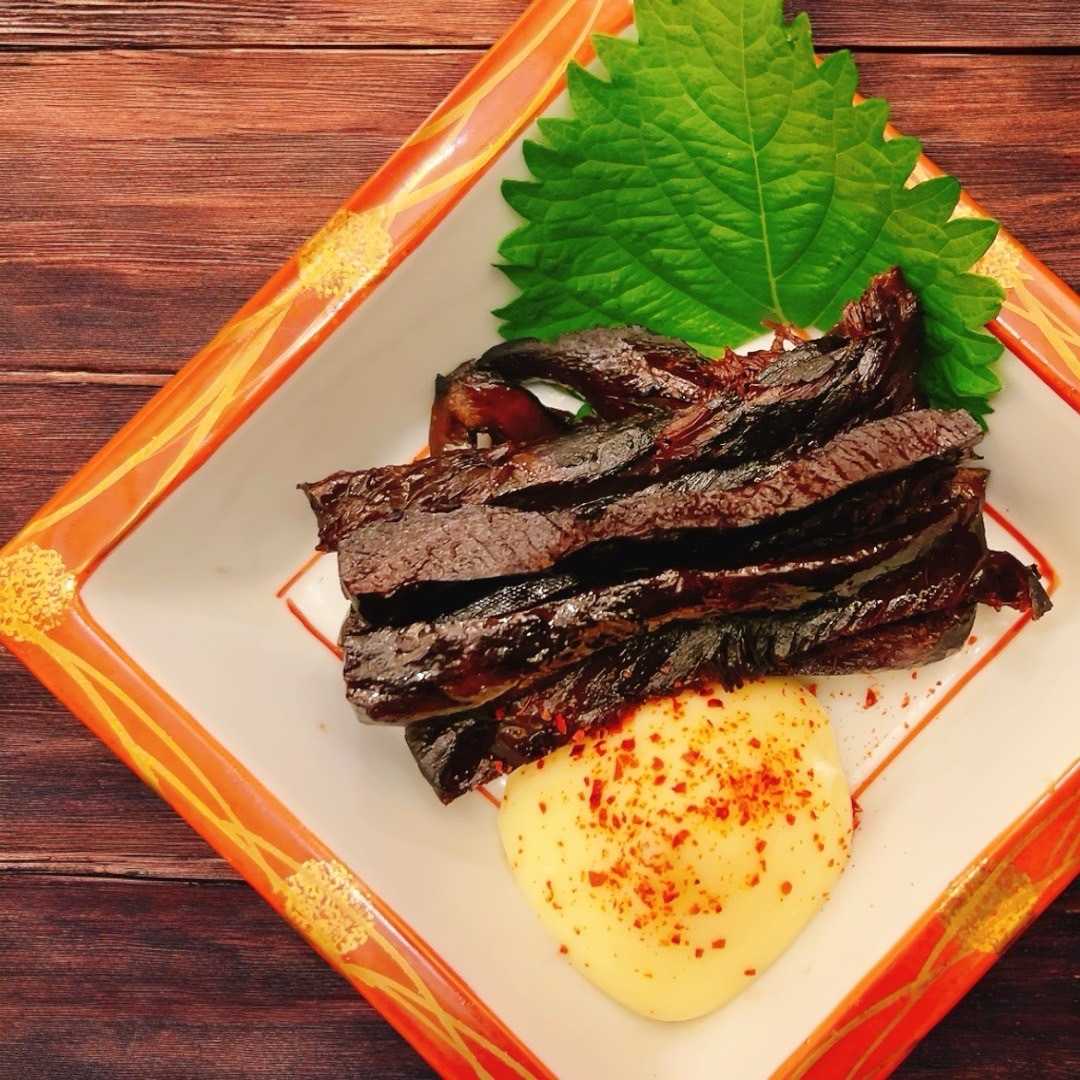 Bluefin tuna jerky