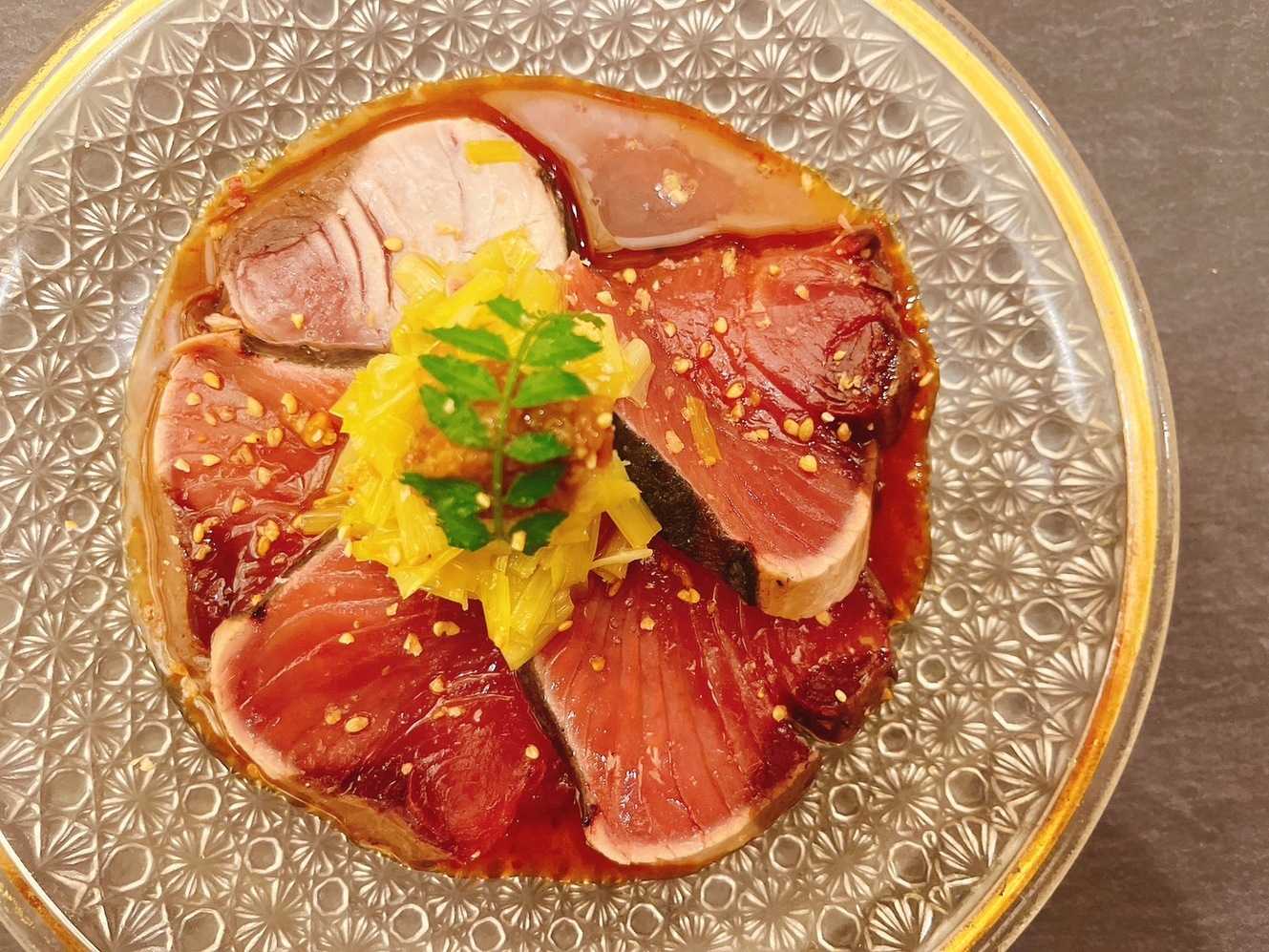 Charcoal-grilled summer bonito with yellow chive sauce