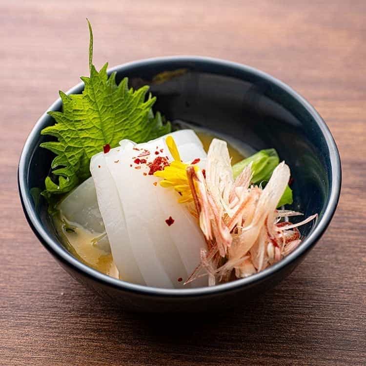 Squid legs in nuta sauce