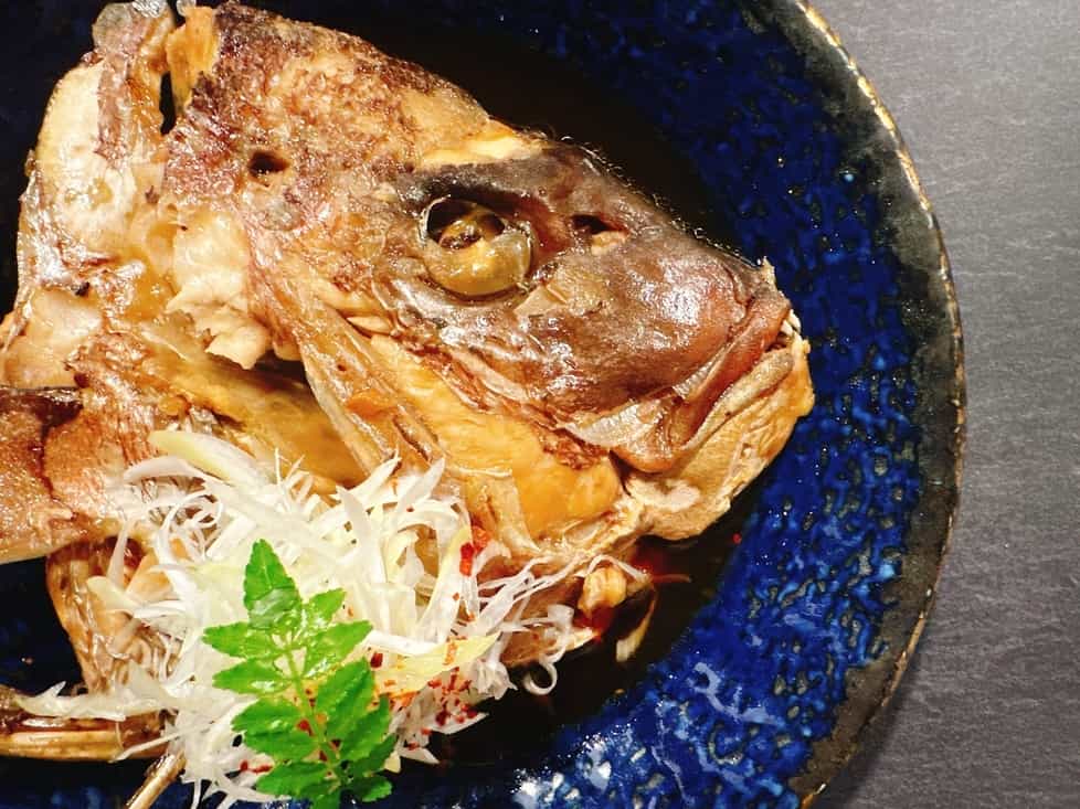 魚のカマあら炊き