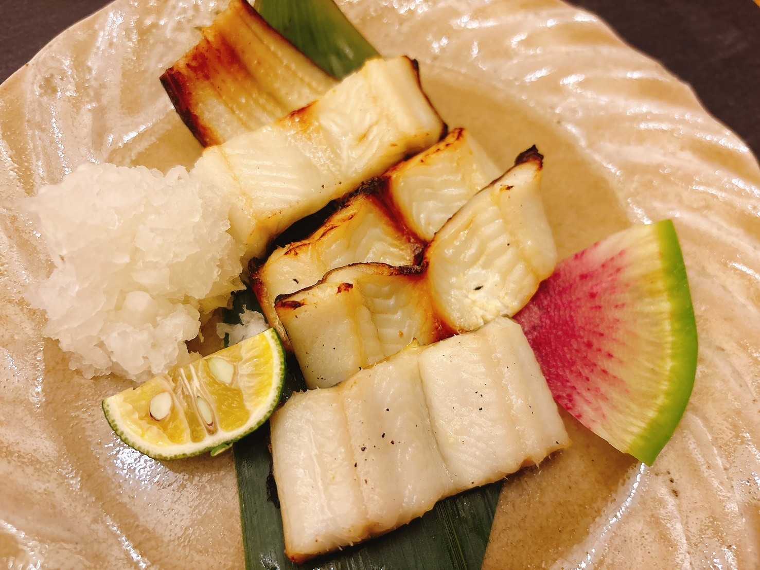 島根県産！活〆穴子。 大田の肉厚穴子の白焼き