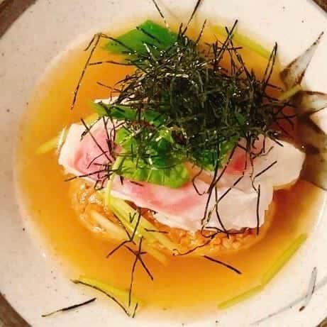 焼きおにぎりの鯛茶づけ