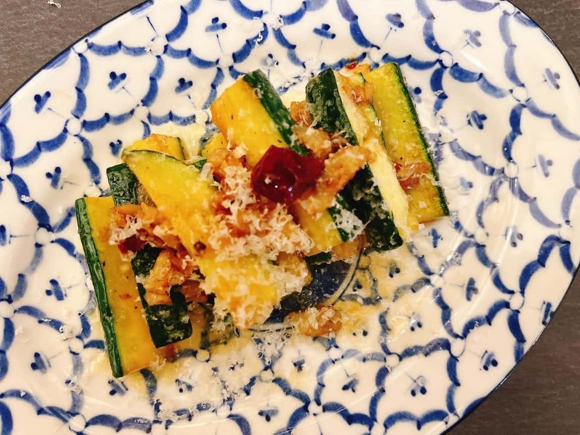 旬！ズッキーニのにんにくオイ�ル焼き