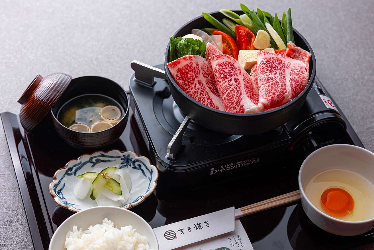 【期間限定】大和牛と奈良県産桃太郎トマトの上すき焼き（並）
