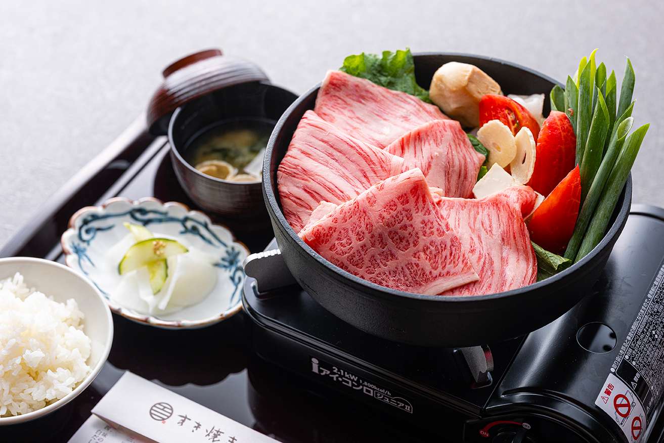 【期間限定】大和牛と奈良県産桃太郎トマトの上すき焼き（上）