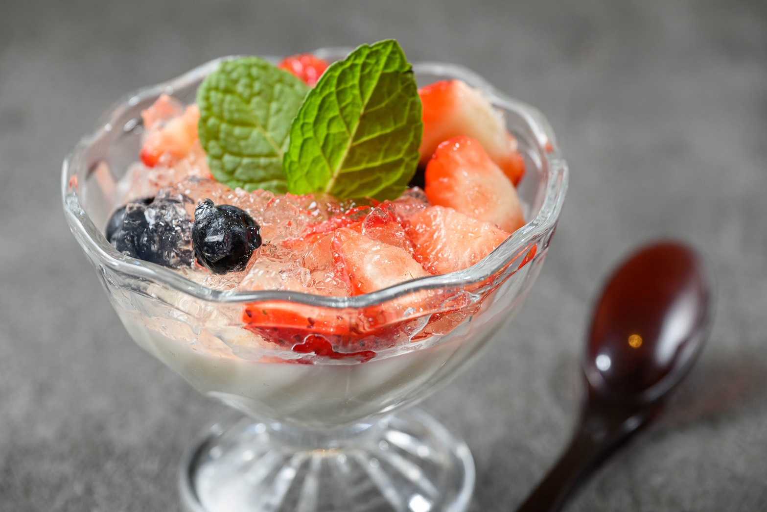 苺のパンナコッタ