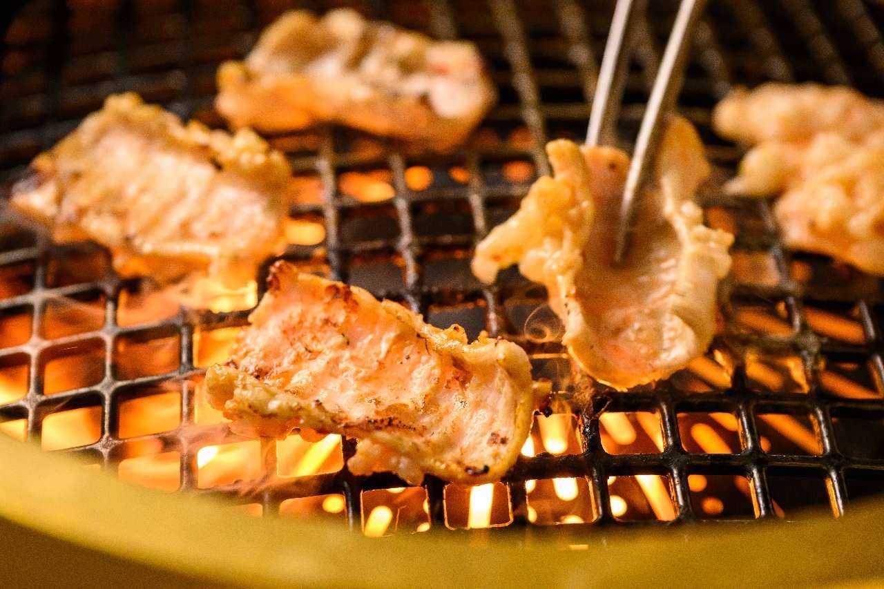 てっちゃんの食べ頃は脂に火が通った瞬間です！