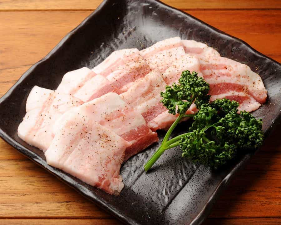 薩摩産茶美豚カルビ