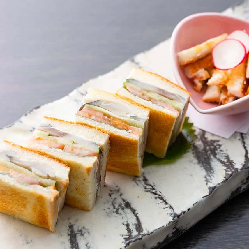 《人気No.1 味菜み名物》〆サバサンドウィッチ