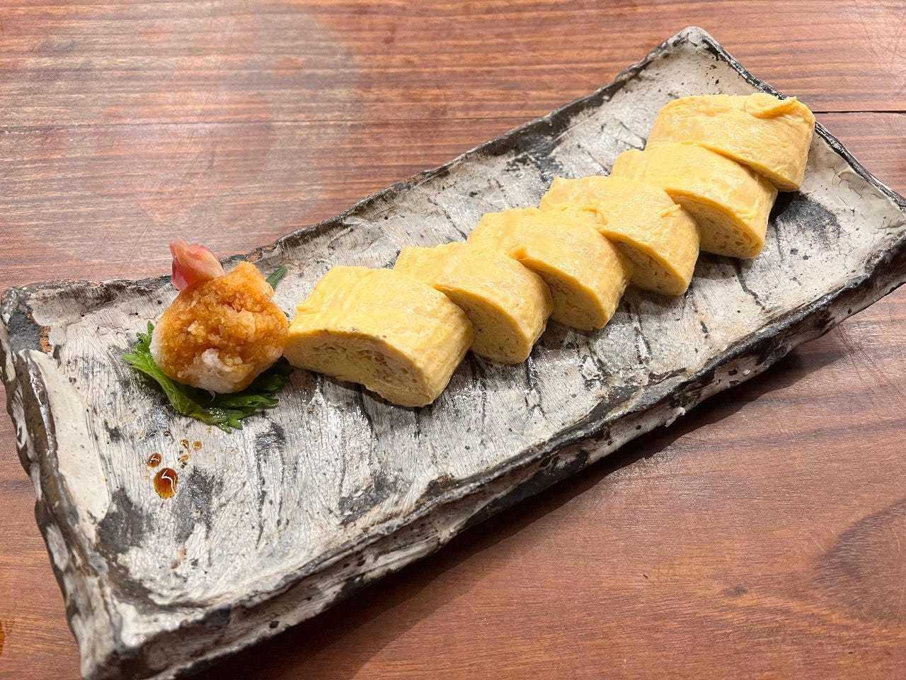 シンプルに出汁巻き玉子