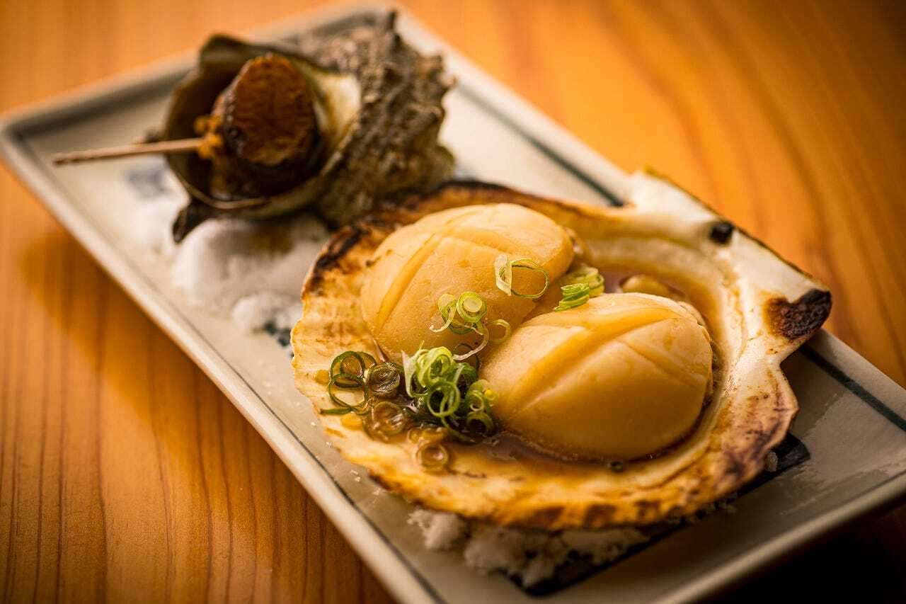 活ホタテ貝のバター焼