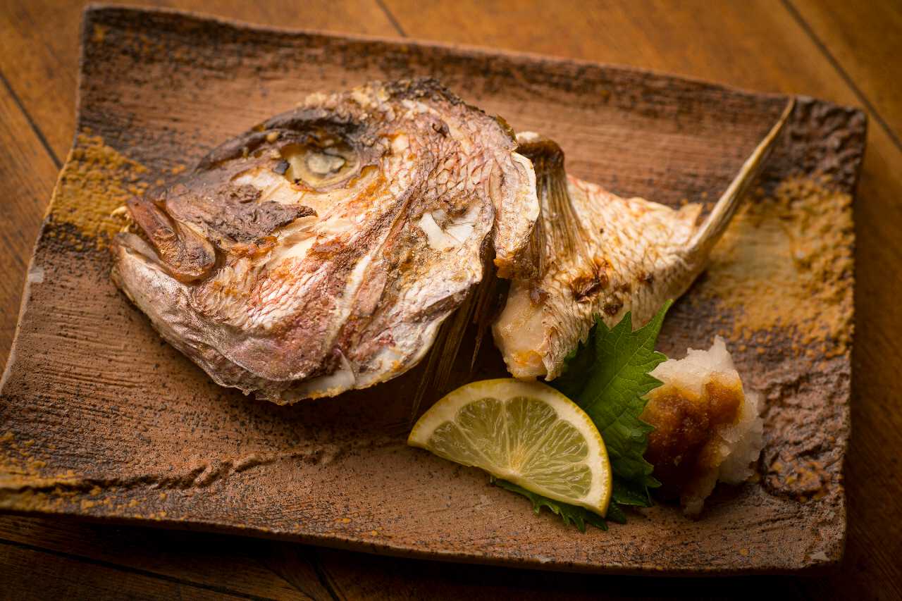 真鯛のかぶと焼