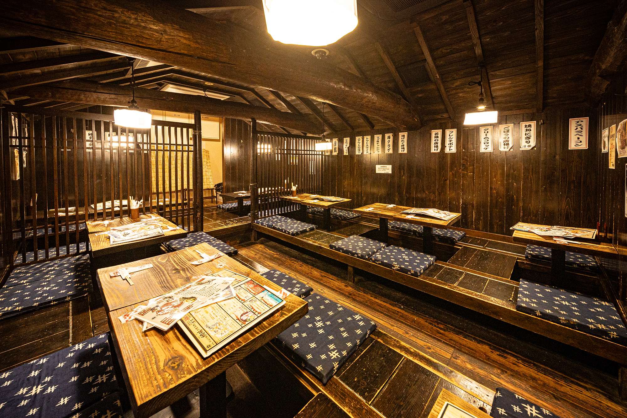 【3階フロア貸切：28～35名様】ひろびろゆったり掘りごたつ席を貸切でご利用どうぞ◎