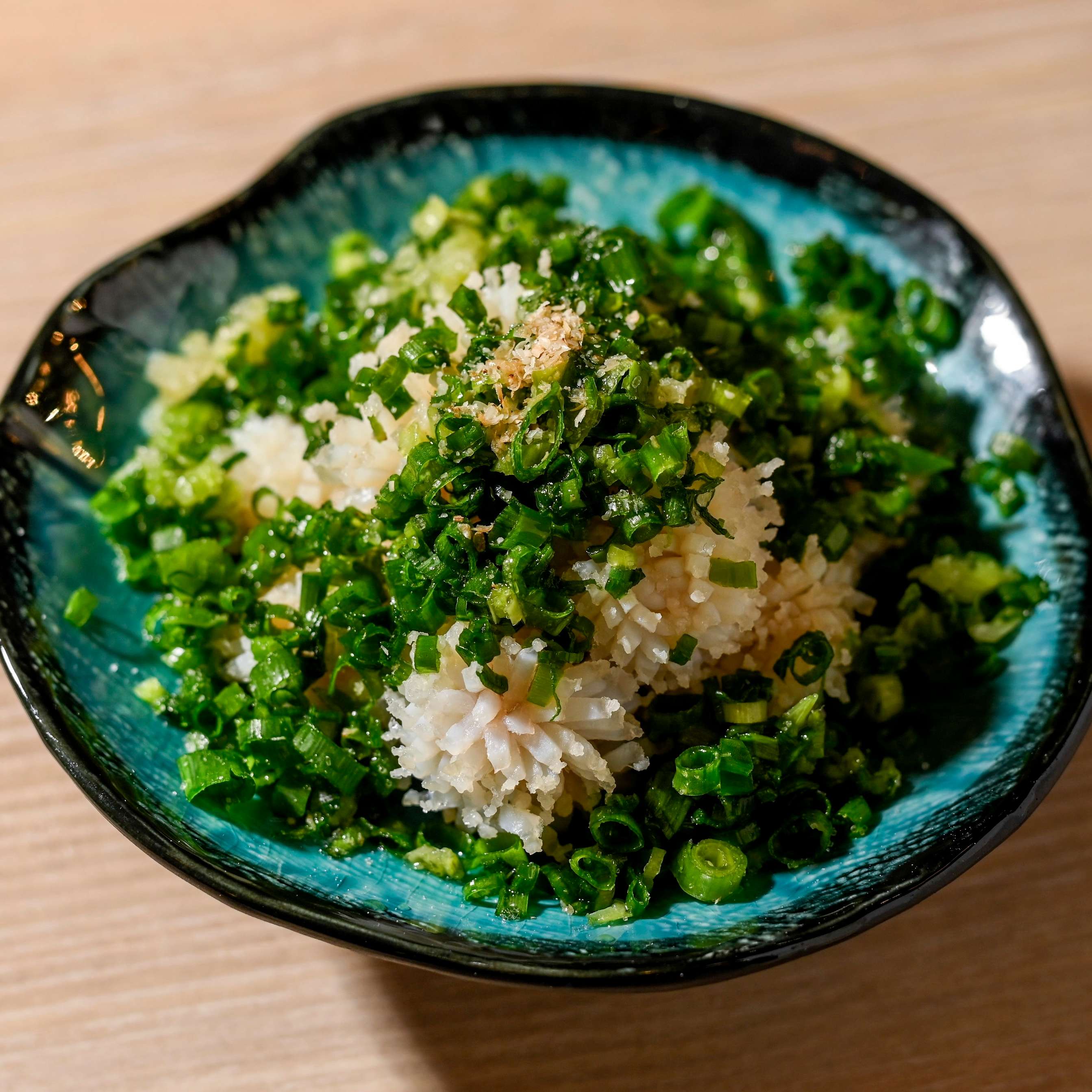 ウルテ湯引きネギまみれ