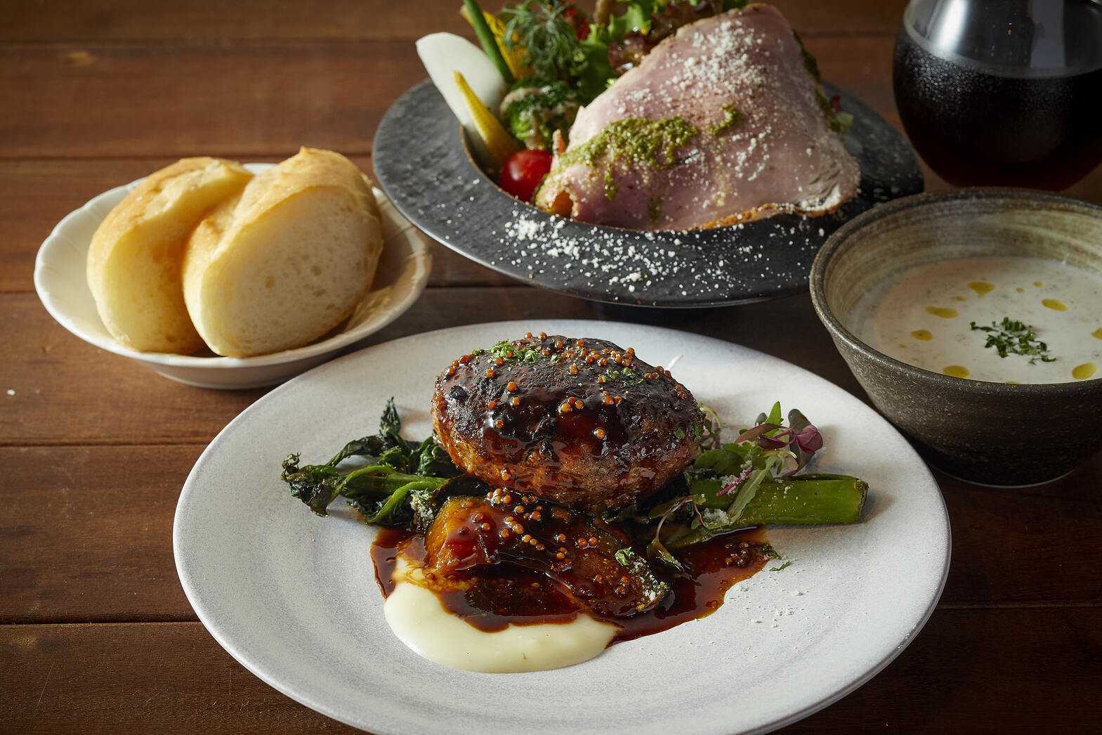 今月の黒毛和牛を使ったハンバーグ